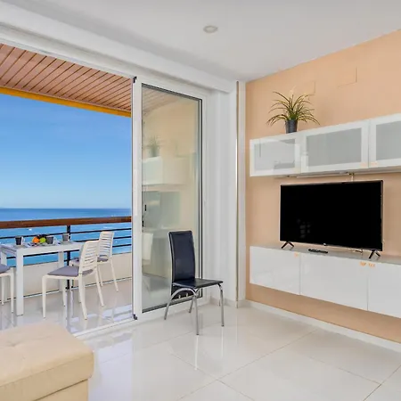 Apartament Premium Beachfront In La Carihuela 4 *